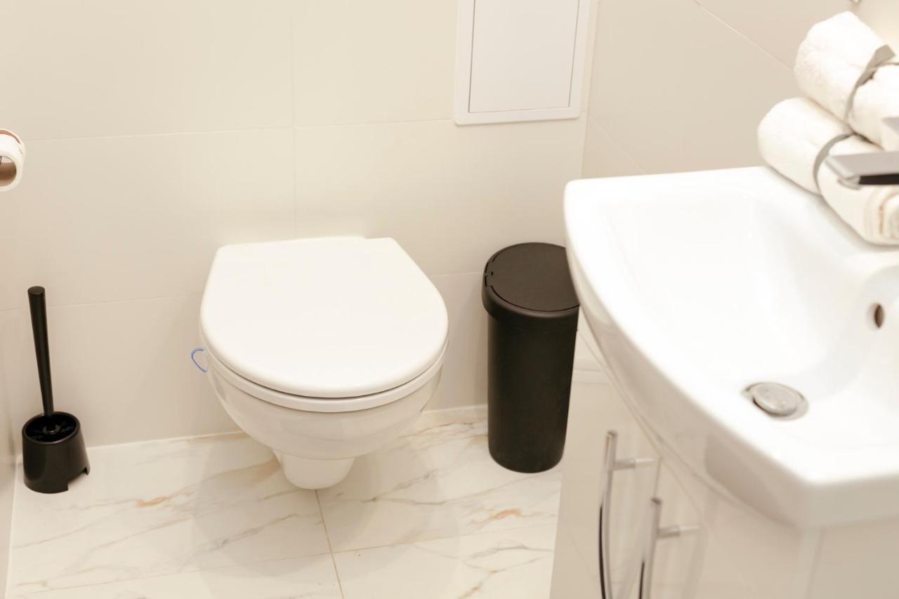 Jana Pawla II 36 - Bezplatny Podziemny Garaz - Free Parking - W Pelni Wyposazone Studio - Better Rental Варшава Экстерьер фото